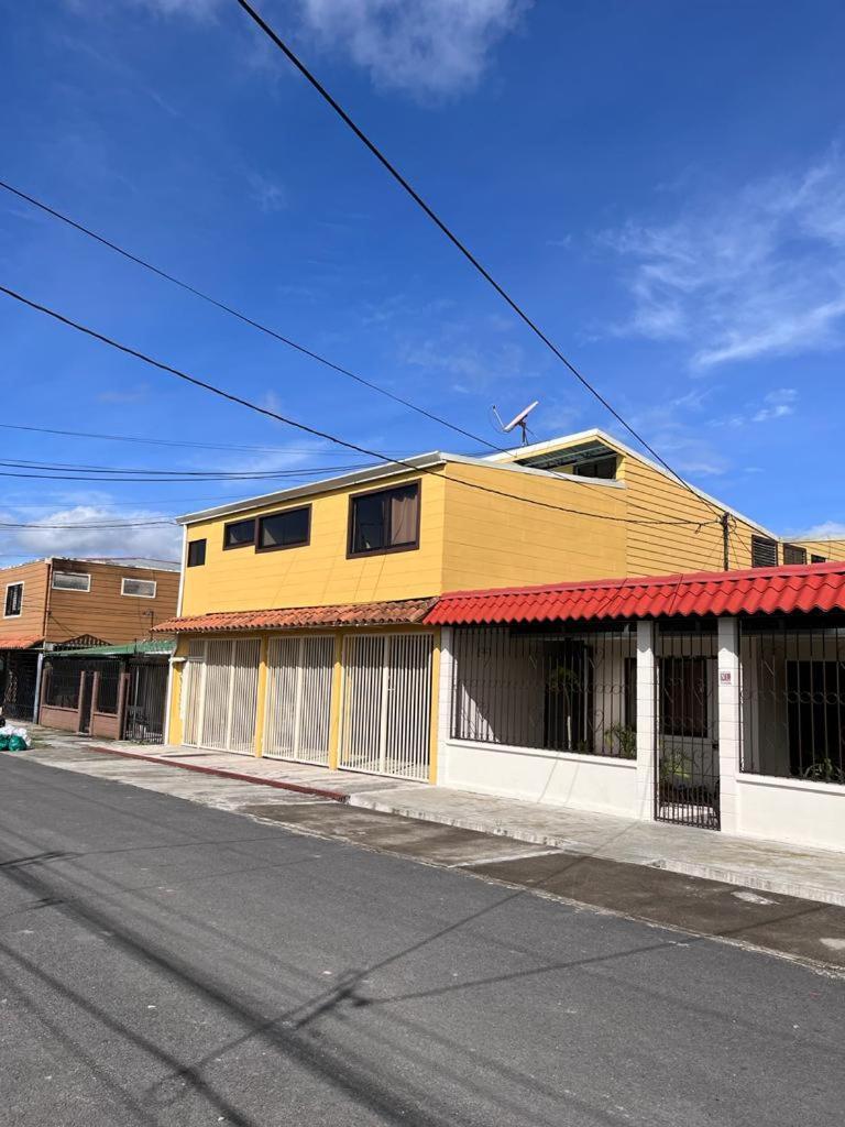 Apartamentos Guzmán El Tejar Esterno foto