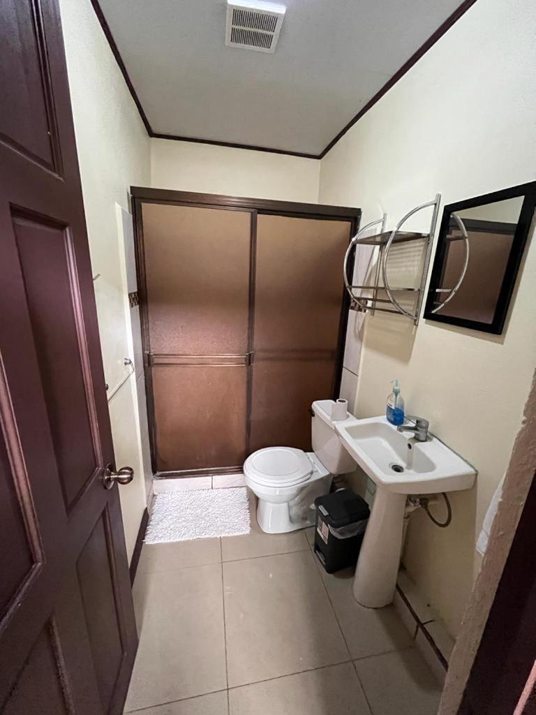 Apartamentos Guzmán El Tejar Esterno foto