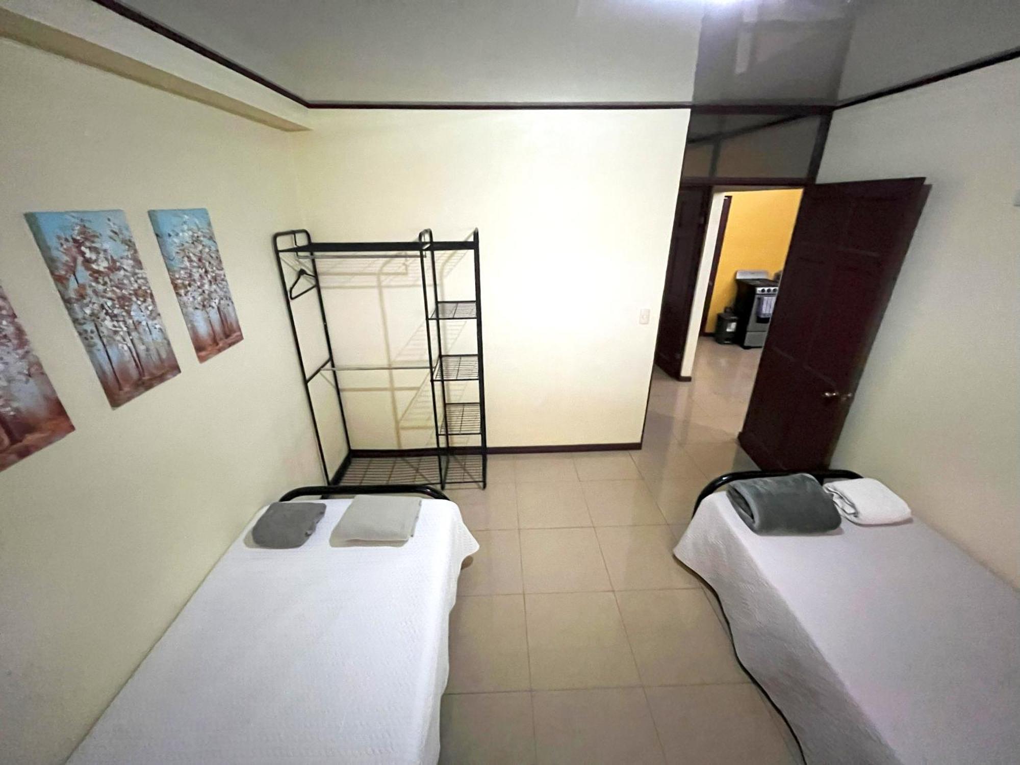 Apartamentos Guzmán El Tejar Esterno foto
